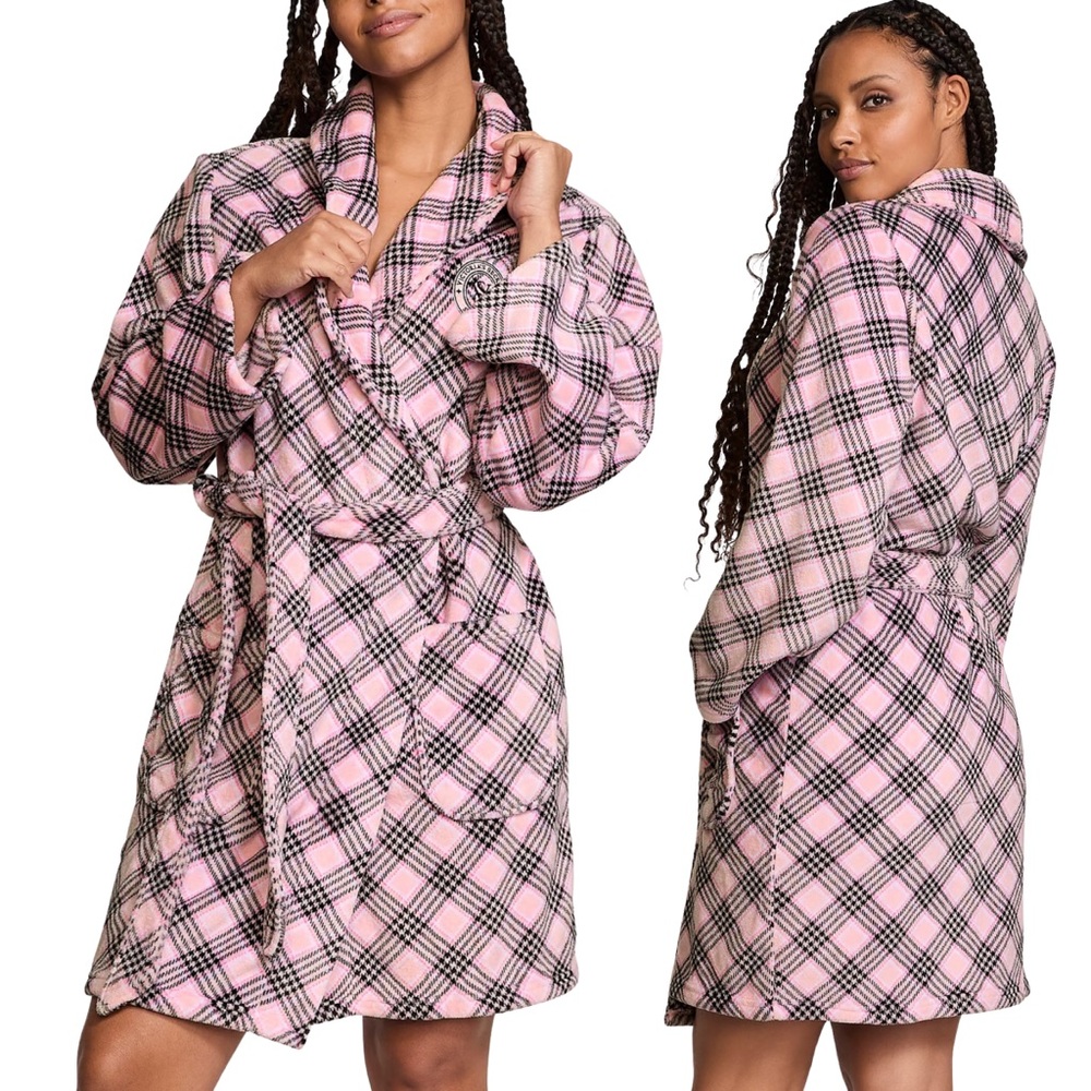 NWT* VICTORIA’S SECRET‎ Short Cozy Robe in Pretty Blossom Fave Plaid